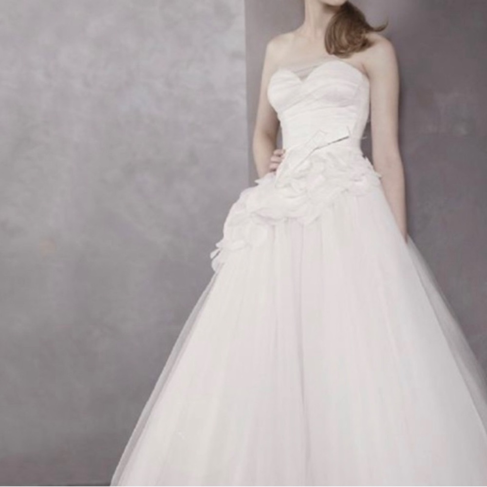Vera wang wedding dress